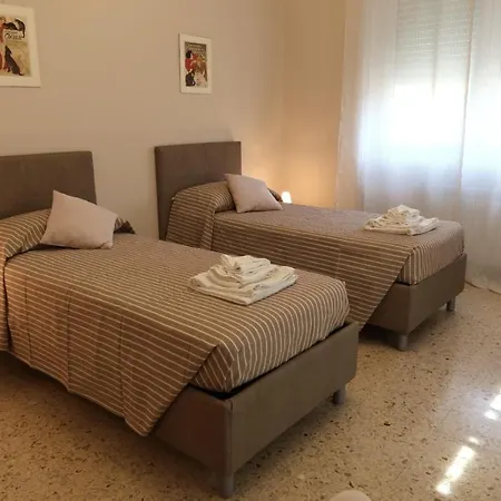 アパート Granny House